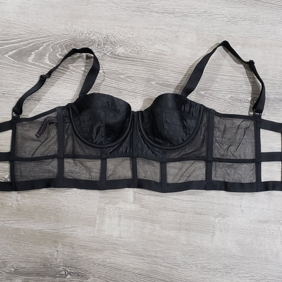 Victoria's Secret Black Balconette Bra - Picture 4 of 6